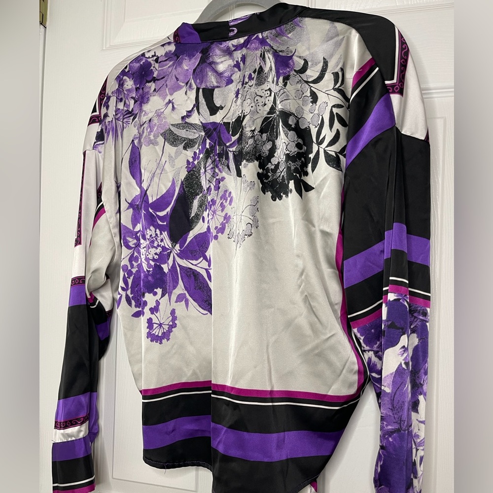 Blouse - Picture 7 of 8
